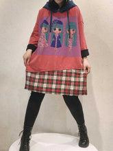 Vestido sudadera midi con capucha y estampado de muñeca "Anatomía del Amor"